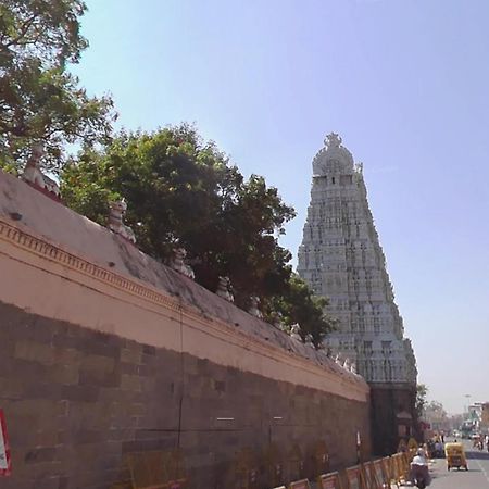 فندق Saptagiri House Tiruvannāmalai المظهر الخارجي الصورة